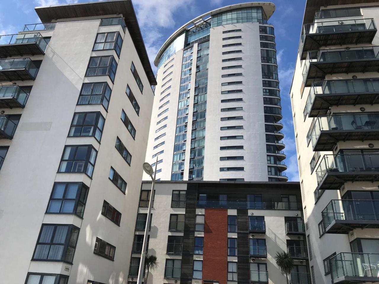 Meridian Quay Apartments, By Jsw Short Stay Swansea Eksteriør bilde