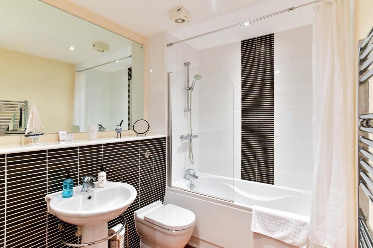 Meridian Quay Apartments, By Jsw Short Stay Swansea Eksteriør bilde